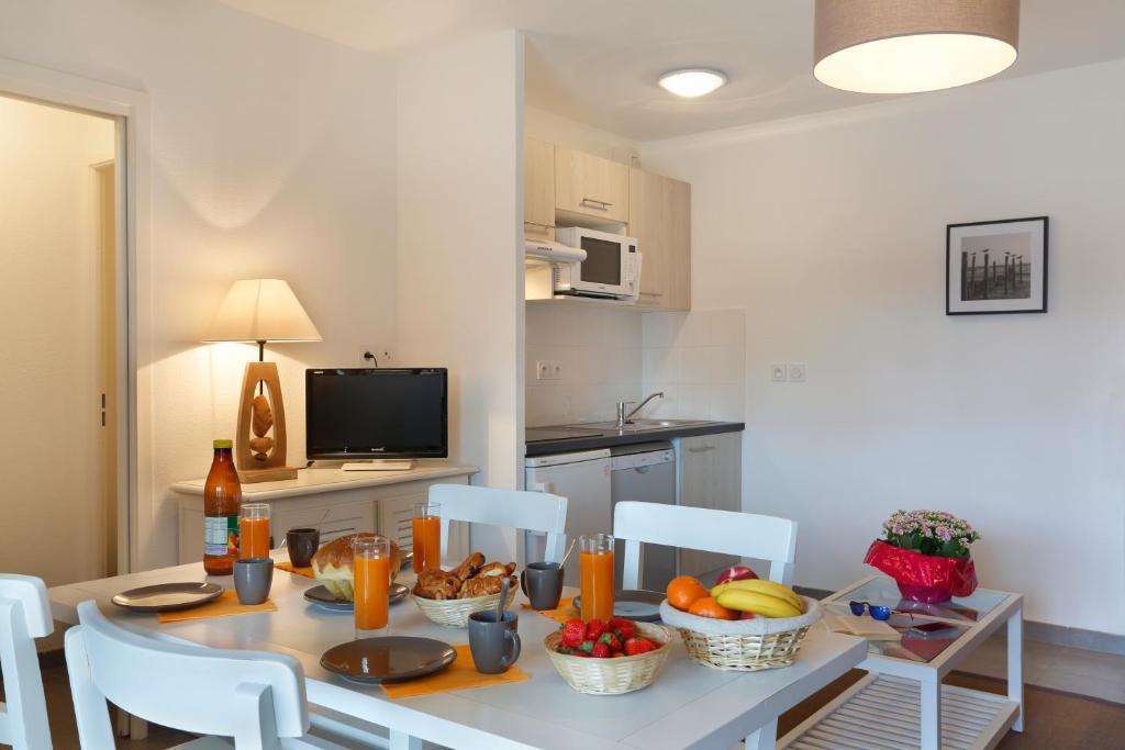 Hotel Restaurant Au Floridor ตานน์ ภายนอก รูปภาพ