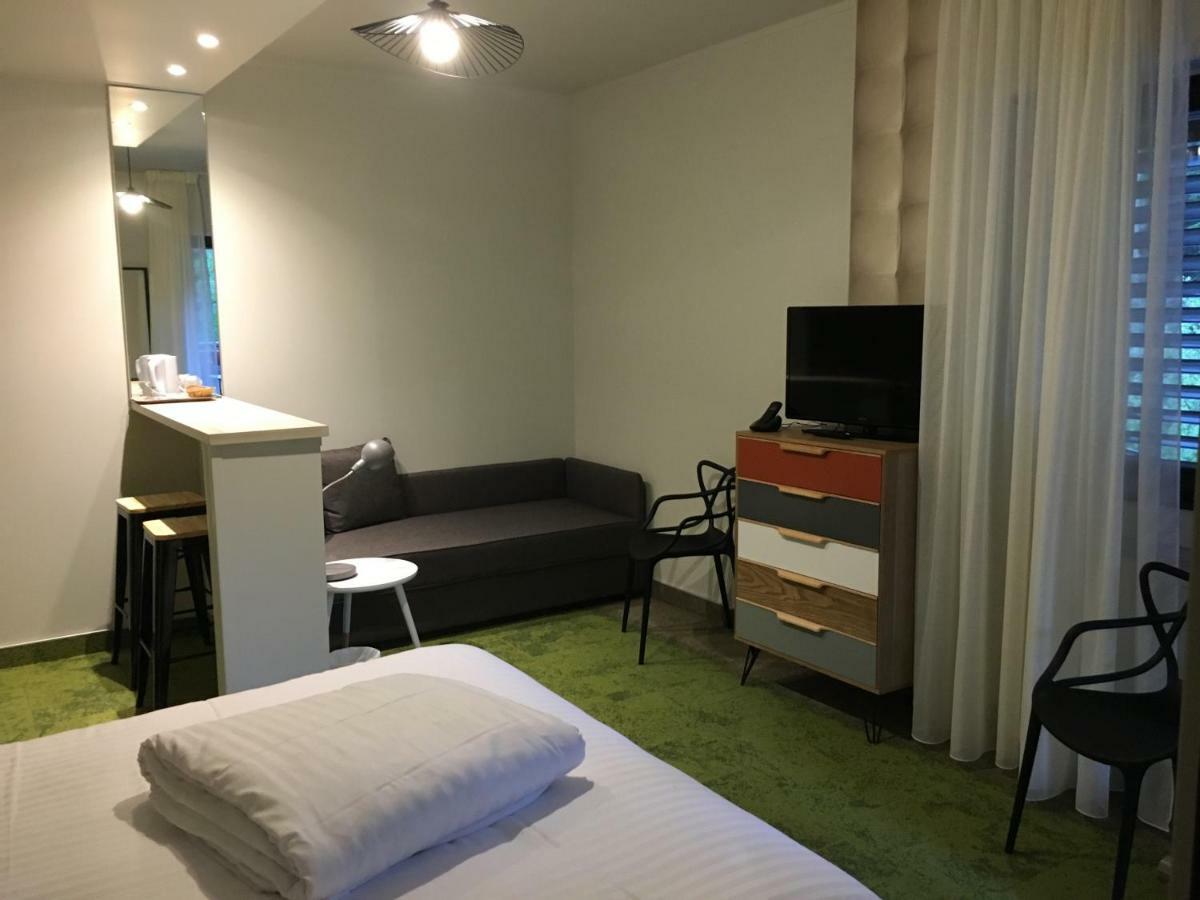 Hotel Restaurant Au Floridor ตานน์ ภายนอก รูปภาพ